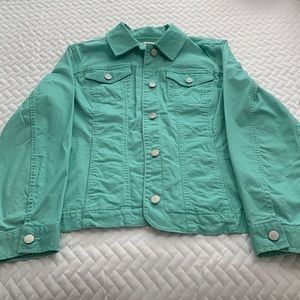 Woman’s light weight jacket. Size large. Made with stretch material.